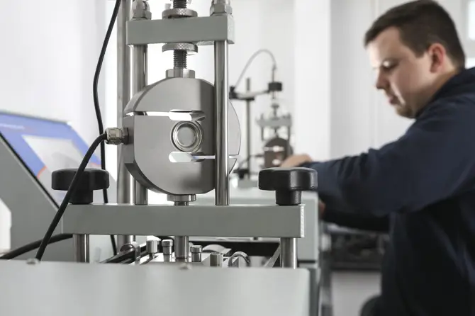 Automated Shear Box Testing Machine Automated Shear Box Testing Machine